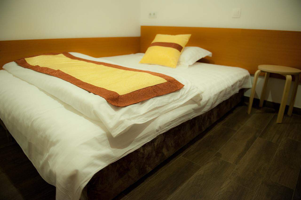 Budapest Garden Hotel Exteriör bild