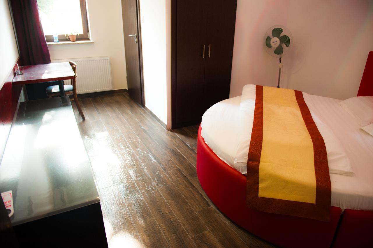 Budapest Garden Hotel Exteriör bild